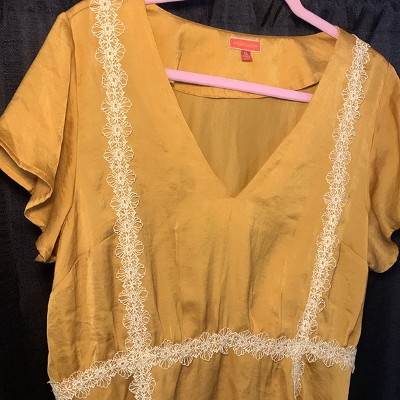 ModCloth Blouse - Picture 3 of 9